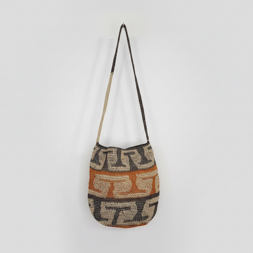 Large Kambot Bilum Bag – Handwoven Natural Fibre PNG